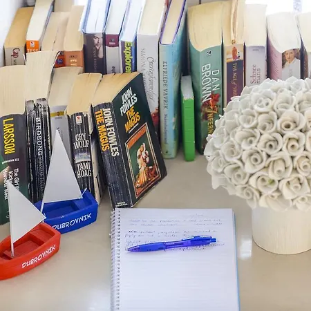 Flores Дубровник