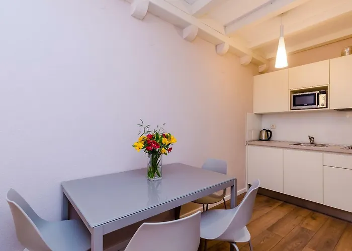 Flores Apartamento *